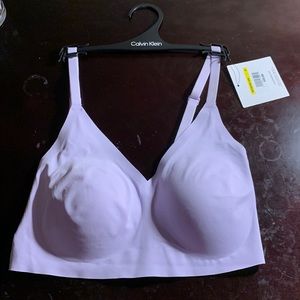 New with tags size M Calvin Klein purple lightly lined triangle bralette